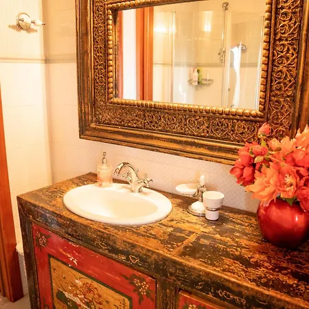 Prestigioso Attico Panoramico 卡利亚里
