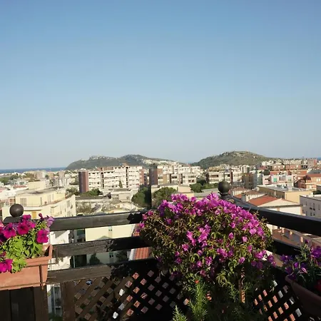 Prestigioso Attico Panoramico Villa Cagliari