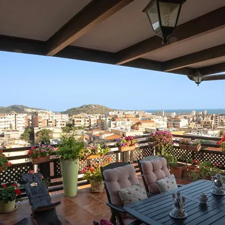 Prestigioso Attico Panoramico Villa *
